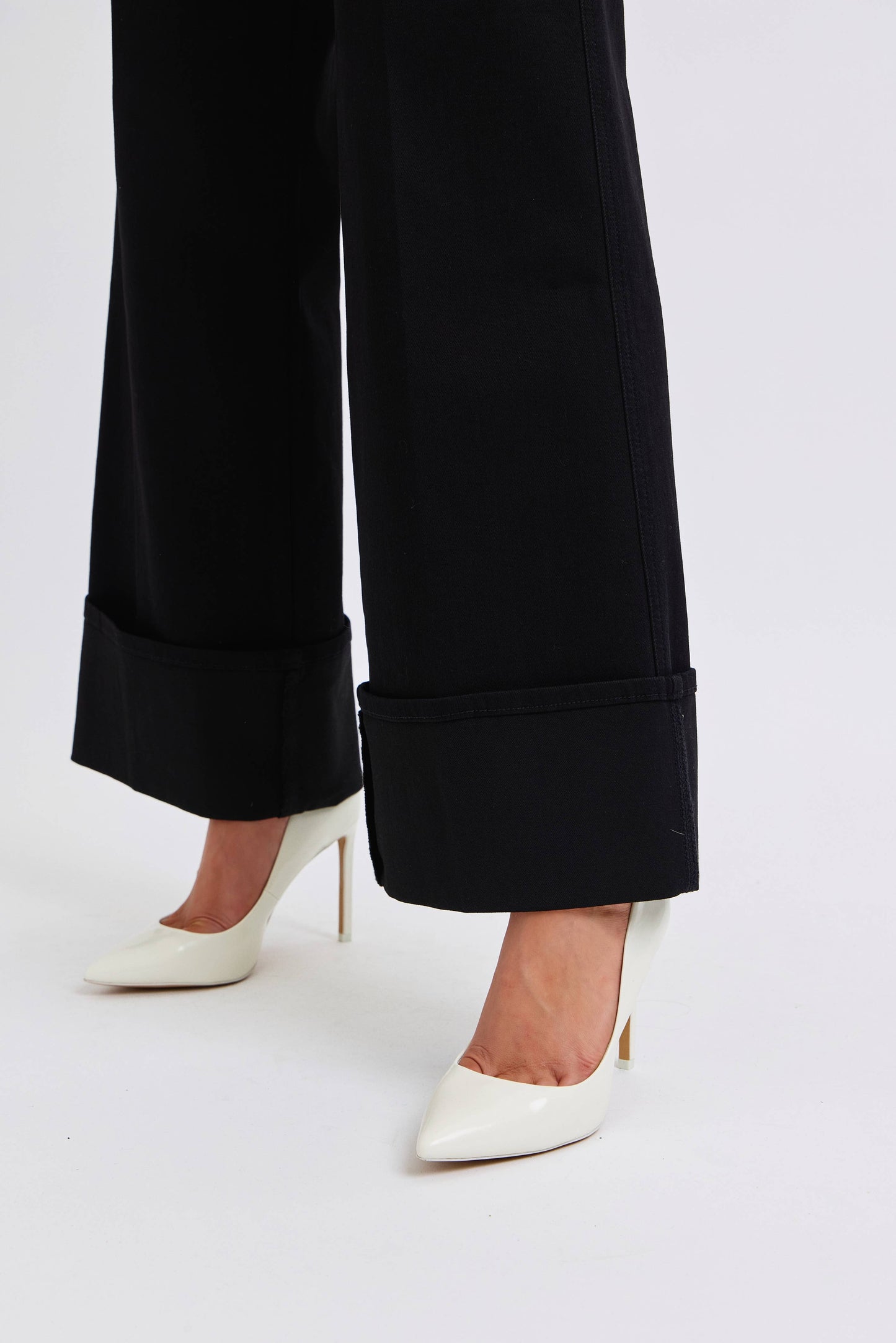 JUDY BLUE HW Wide Leg Cuffed Leg Jeans
